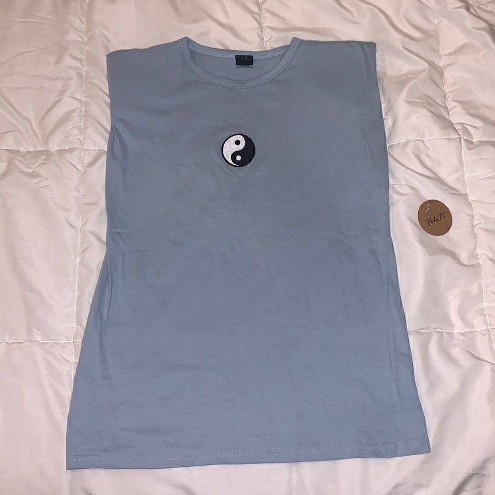 Yin-Yang muscle tee  